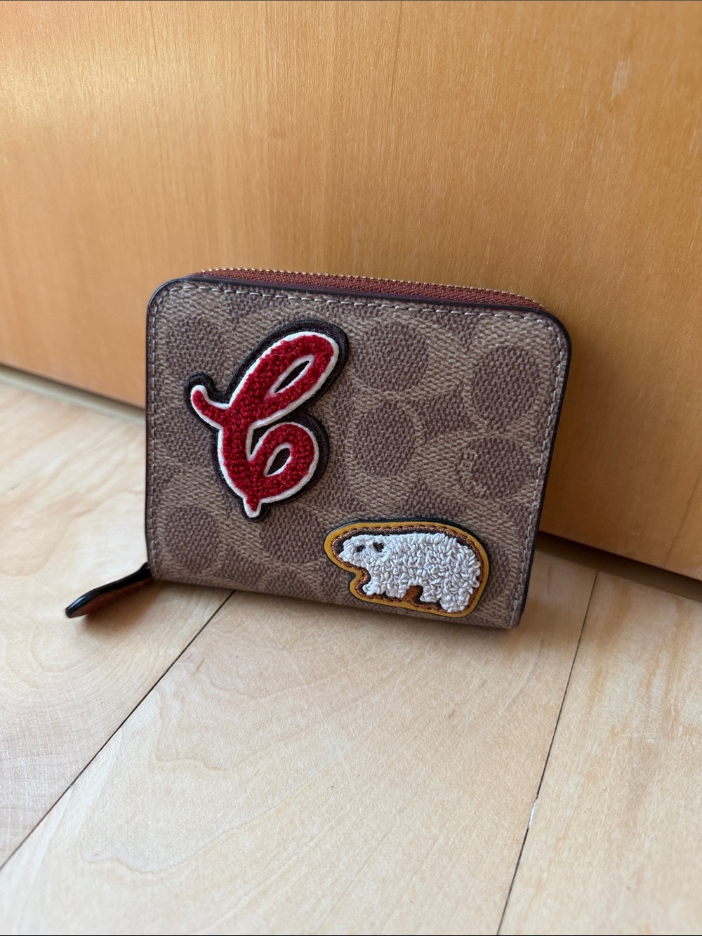 NWT Coach Brown Patch Zip-Around Walletl